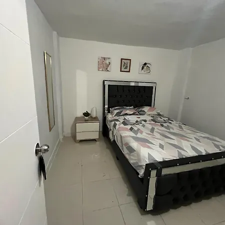 Casa Familiar Encanto Historico En El Mej0r Barrio De La Ciudad * Cartagena