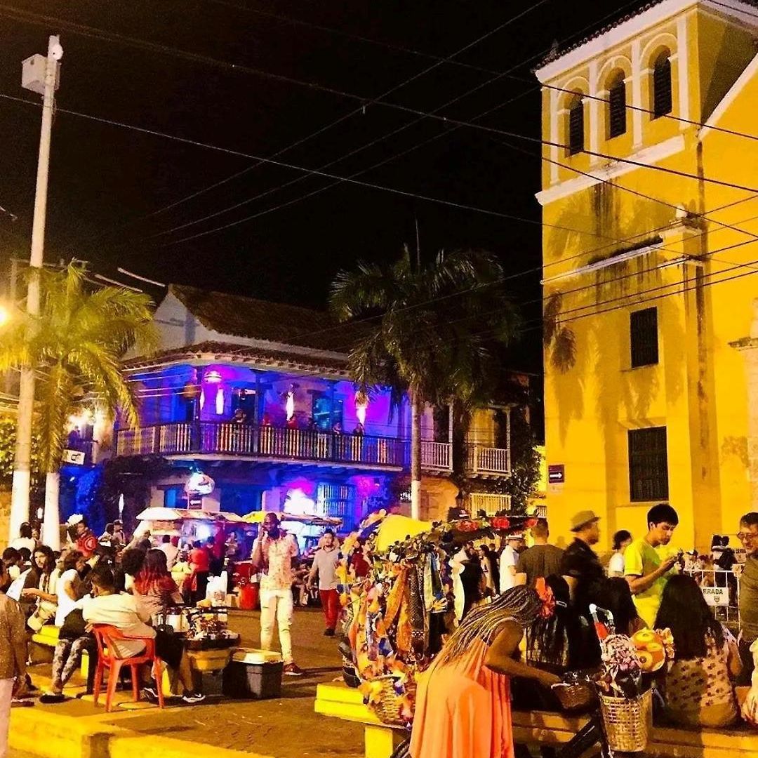 Casa Familiar Encanto Histórico En El Mej0r Barrio De La Ciudad *